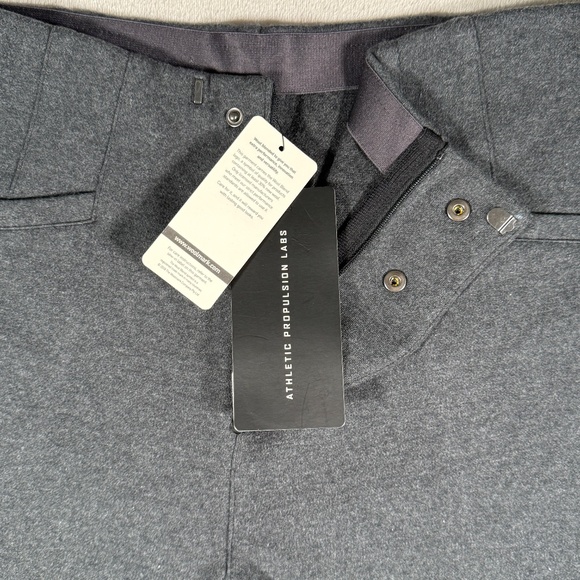 Athletic Propulsion Labs Pants Womens Large Charcoal Perfect Wool Trouser NWT - Picture 3 of 14